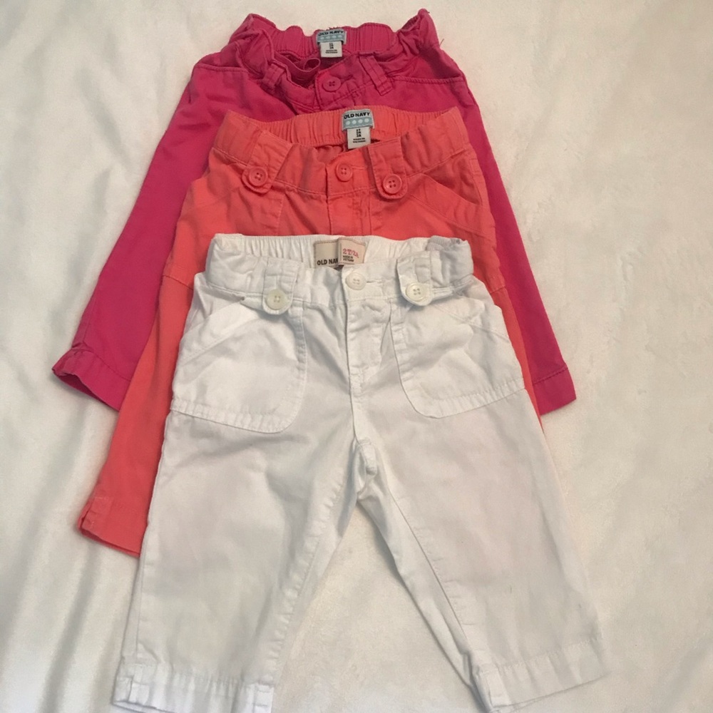 3 pairs of Capri pants